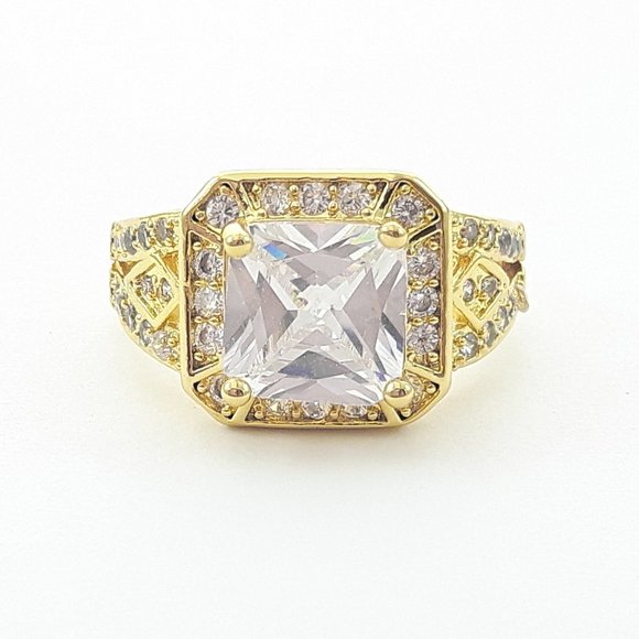 Parisian Art Deco Cocktail Ring in Gold - Picture 1 of 3